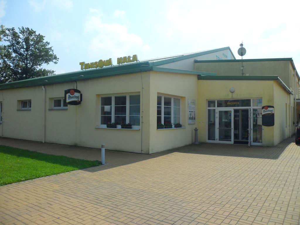 Penzion Na Kurtech Opava Ngoại thất bức ảnh