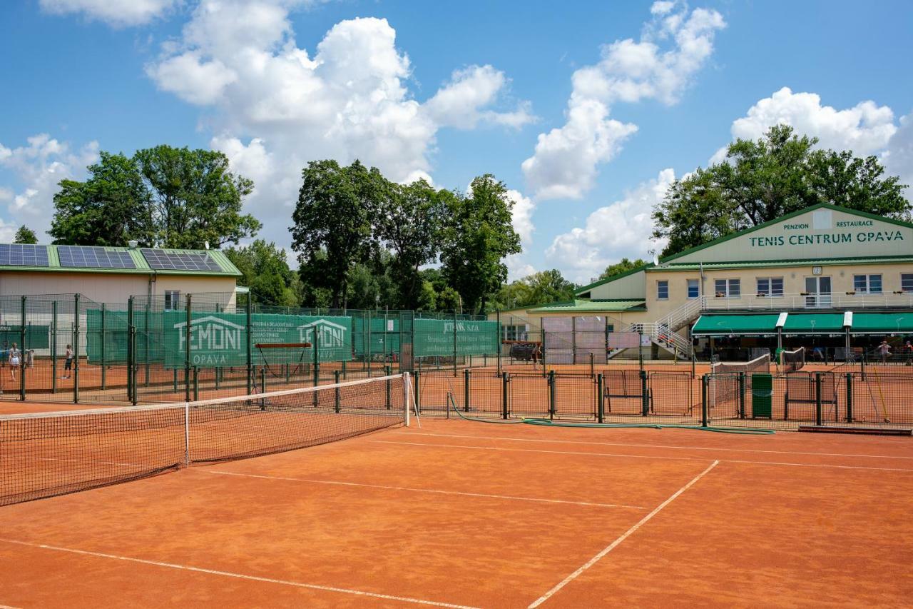 Penzion Na Kurtech Opava Ngoại thất bức ảnh